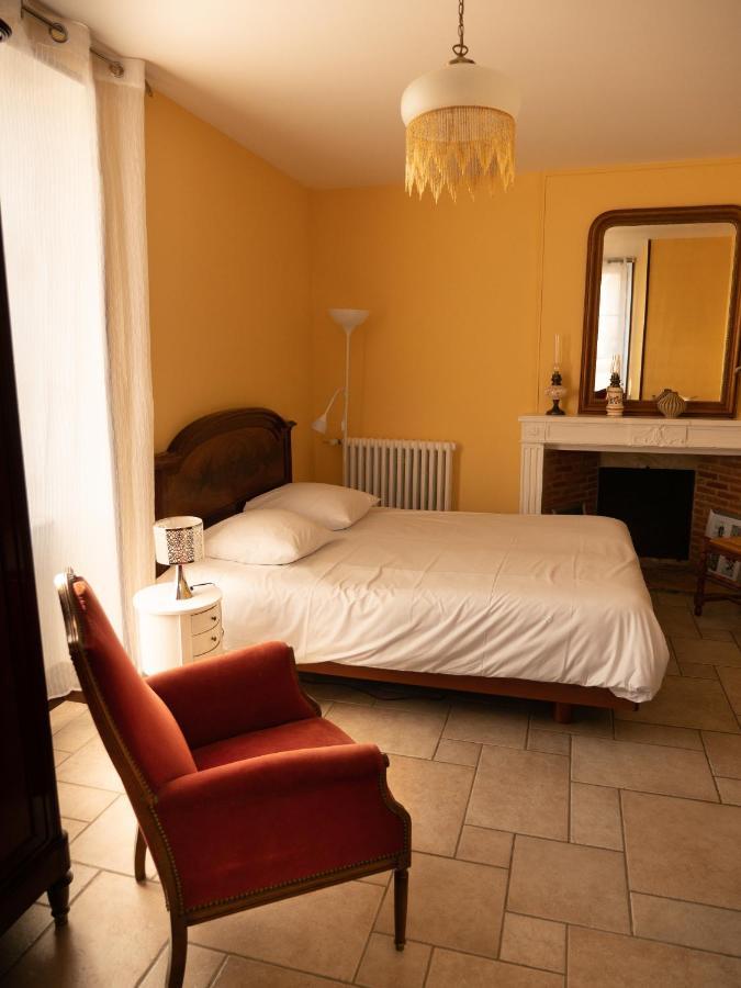 Gite Les Aubues Lormes Exterior foto